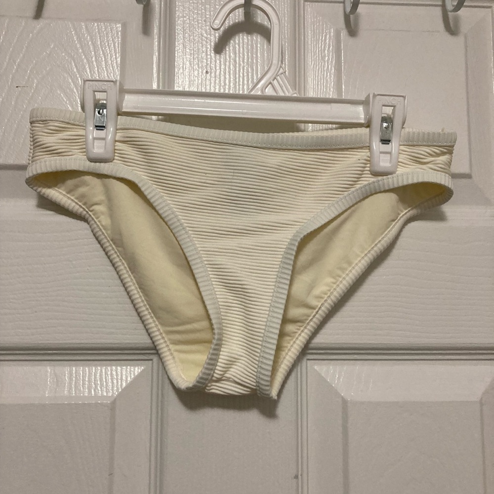 *Dolce Vita Women’s Cream Ribbed Small Bikini Bottoms